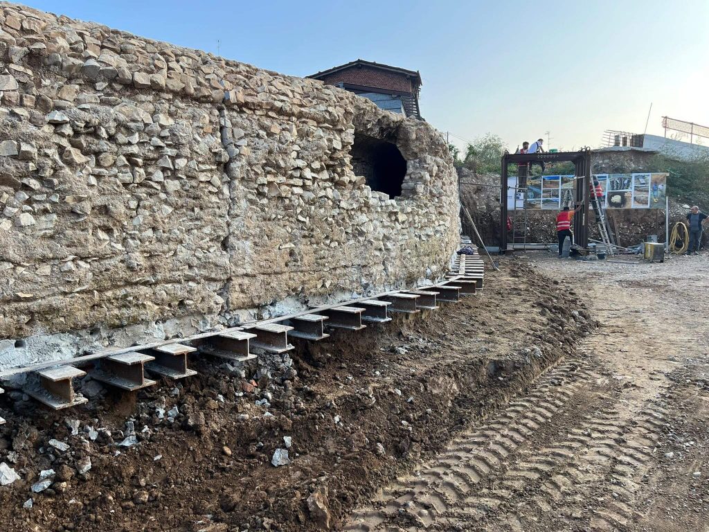 lavoro su acquedotto romano villa carcina cif carpenteria